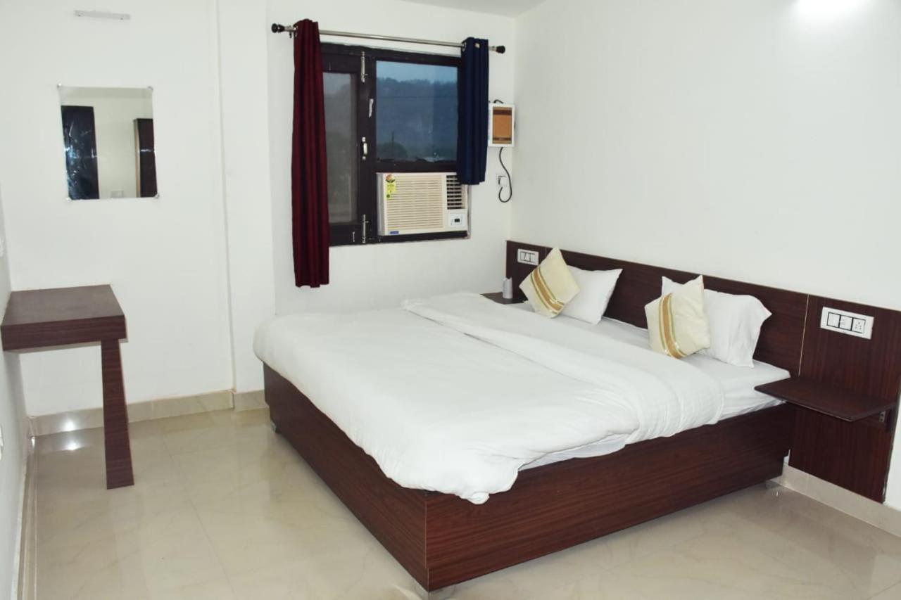 Corbett Bhavesh Home Stay Jhirna Exterior foto