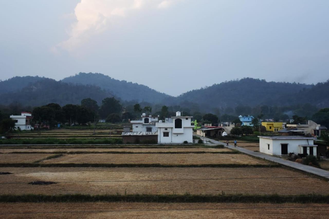 Corbett Bhavesh Home Stay Jhirna Quarto foto